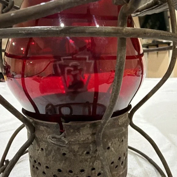 1920s HANDLAN St. Louis RAILROAD Gas Company RED Lens Lantern - Picture 8 of 11